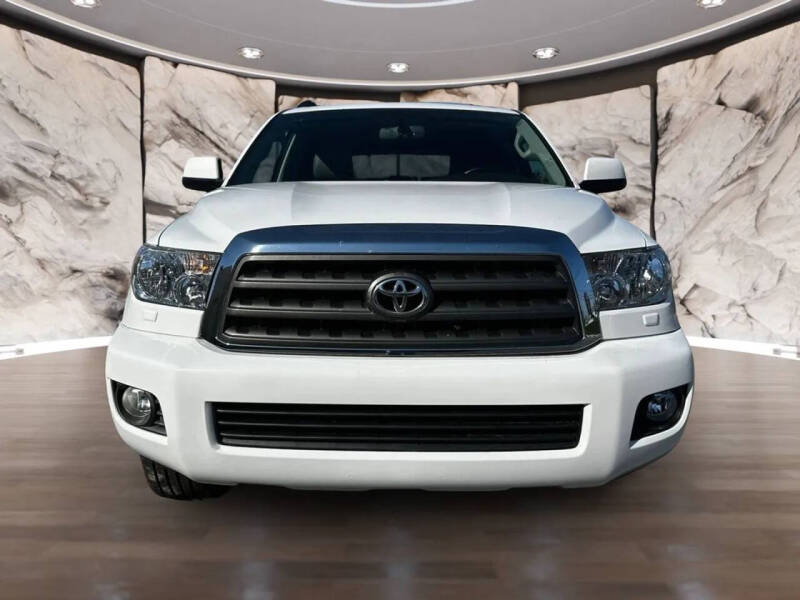 2012 Toyota Sequoia SR5