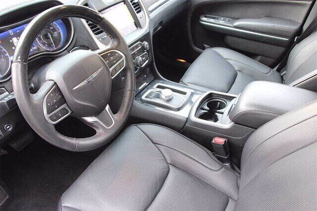 2019 Chrysler 300 Limited