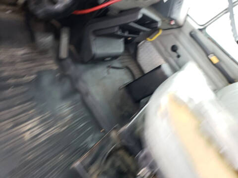 2001 Freightliner FL80