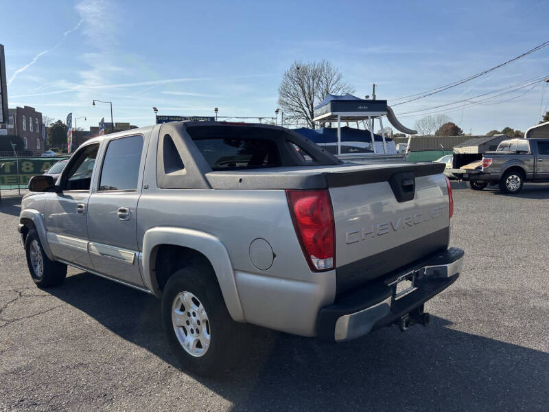 2005 Chevrolet Avalanche 1500 LT