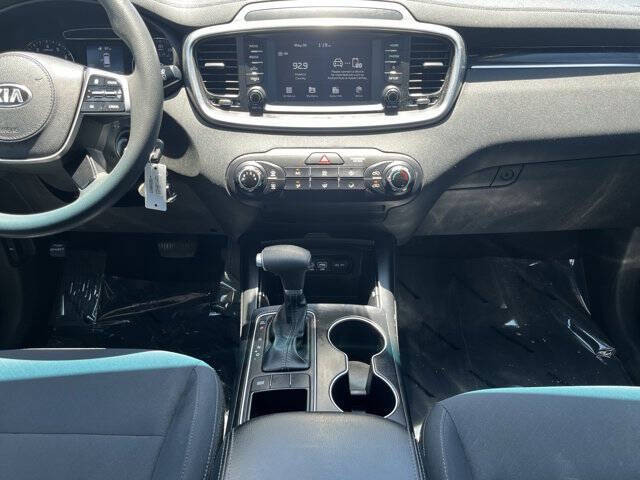 2019 Kia Sorento LX