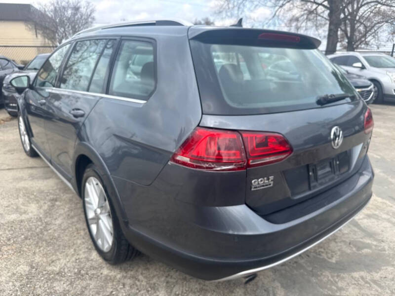 2017 Volkswagen Golf Alltrack