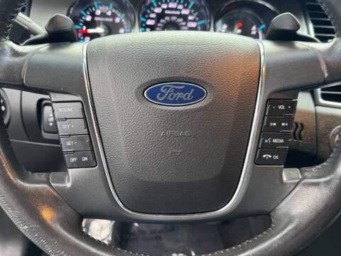 2011 Ford Taurus SEL