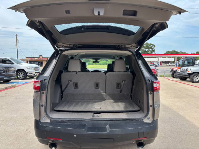 2018 Chevrolet Traverse LT Cloth