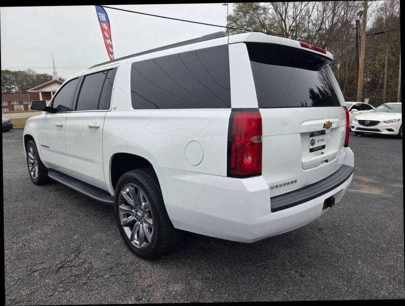 2017 Chevrolet Suburban LT