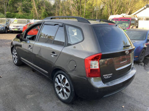 2009 Kia Rondo LX