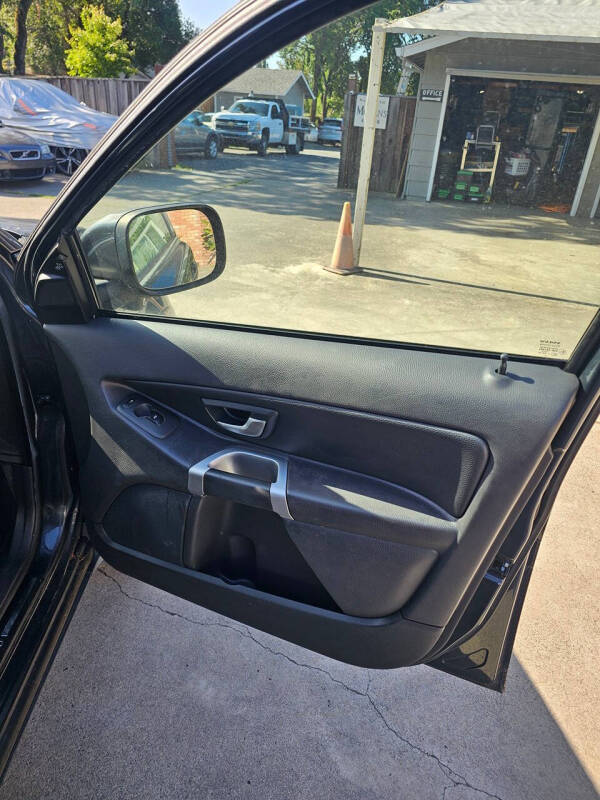 2011 Volvo XC90 3.2