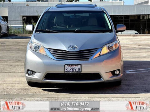 2015 Toyota Sienna XLE 8-Passenger
