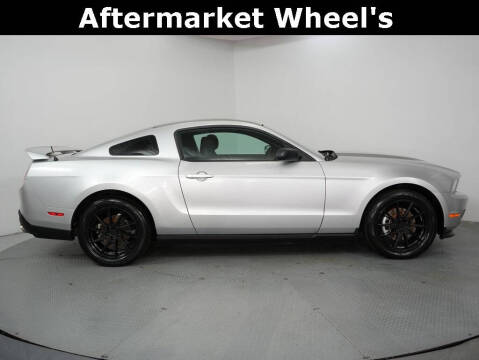 2012 Ford Mustang V6