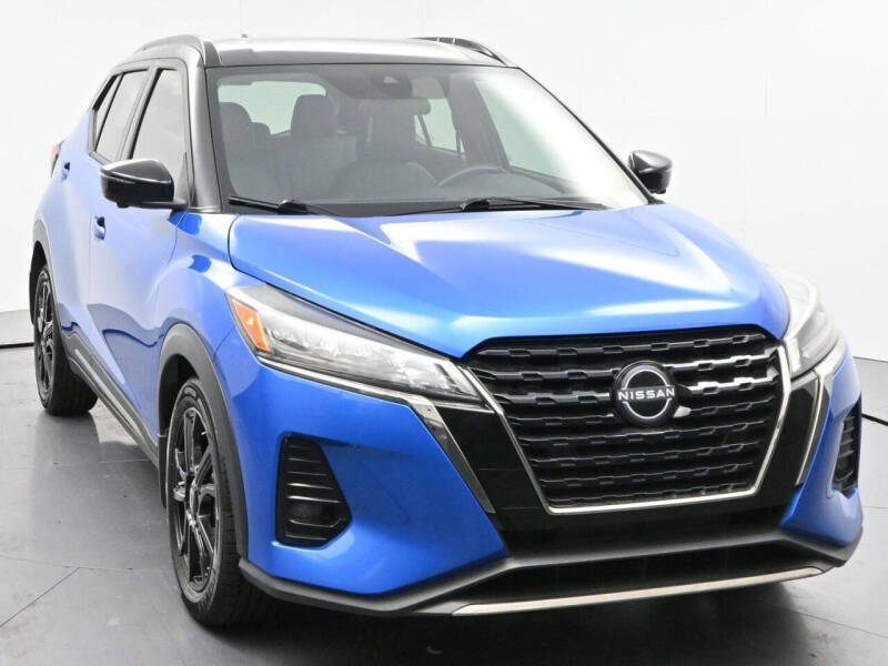 2023 Nissan Kicks SR