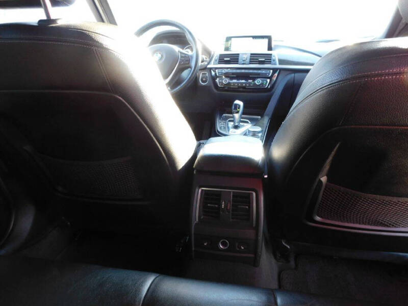 2017 BMW 3 Series 330e iPerformance