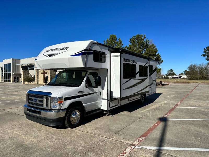 2022 Forest River Sunseeker  31ft Sleeps 8 , Ford Motor for sale at Top Choice RV in Spring TX