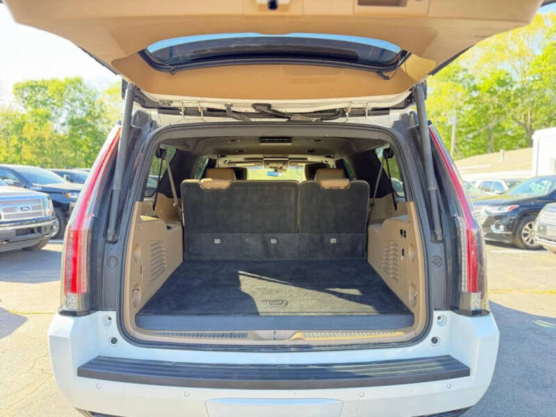 2018 Cadillac Escalade ESV Platinum