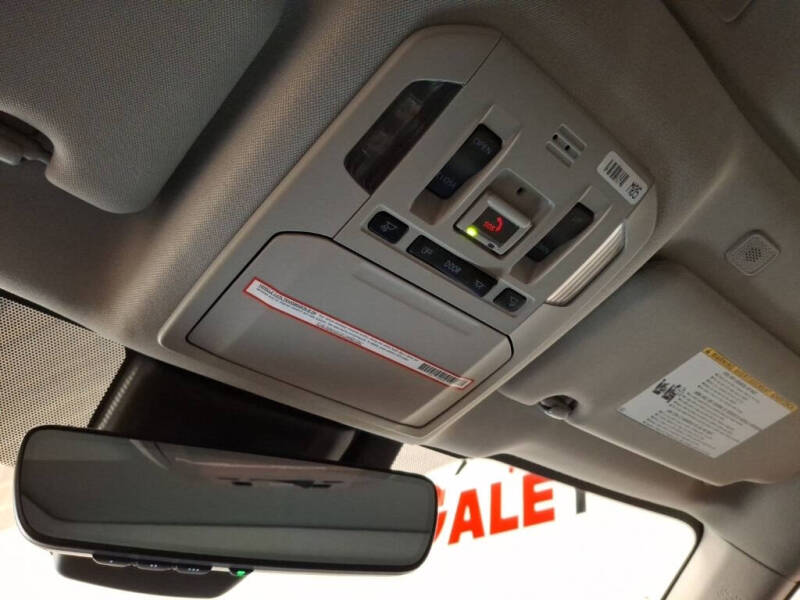 2023 Toyota Highlander Hybrid Bronze Edition