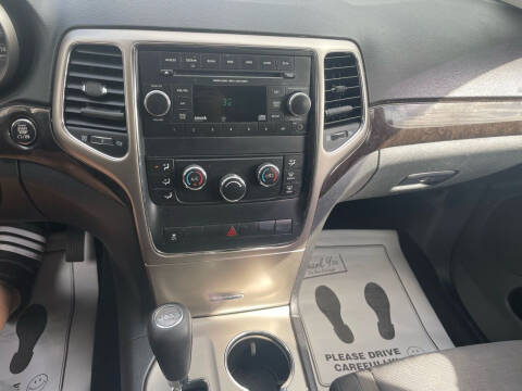 2012 Jeep Grand Cherokee Laredo