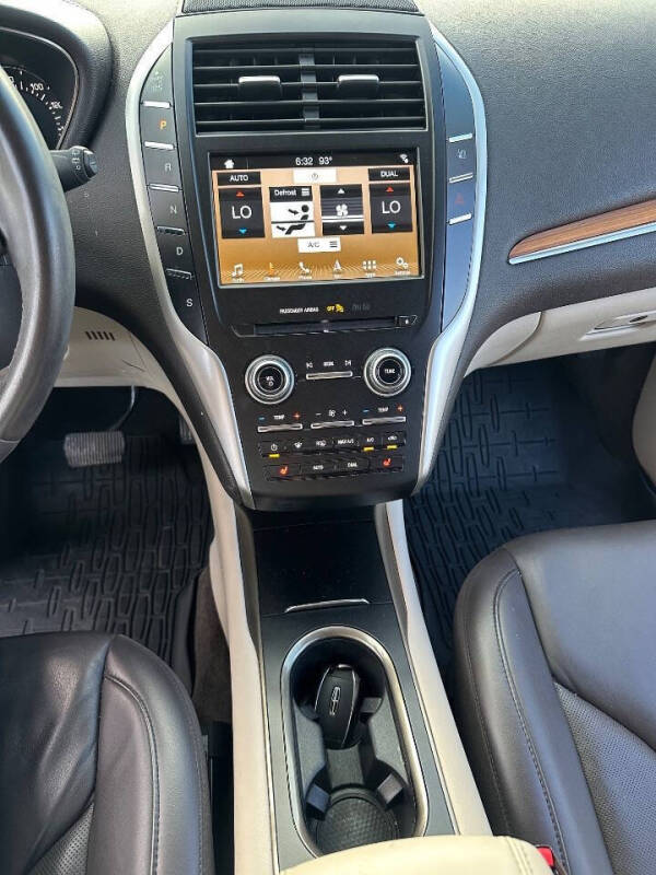 2018 Lincoln MKC Select
