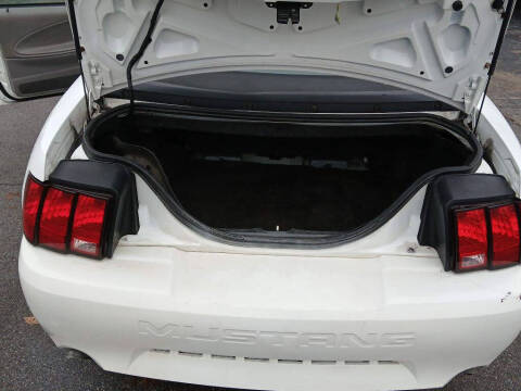 2000 Ford Mustang GT