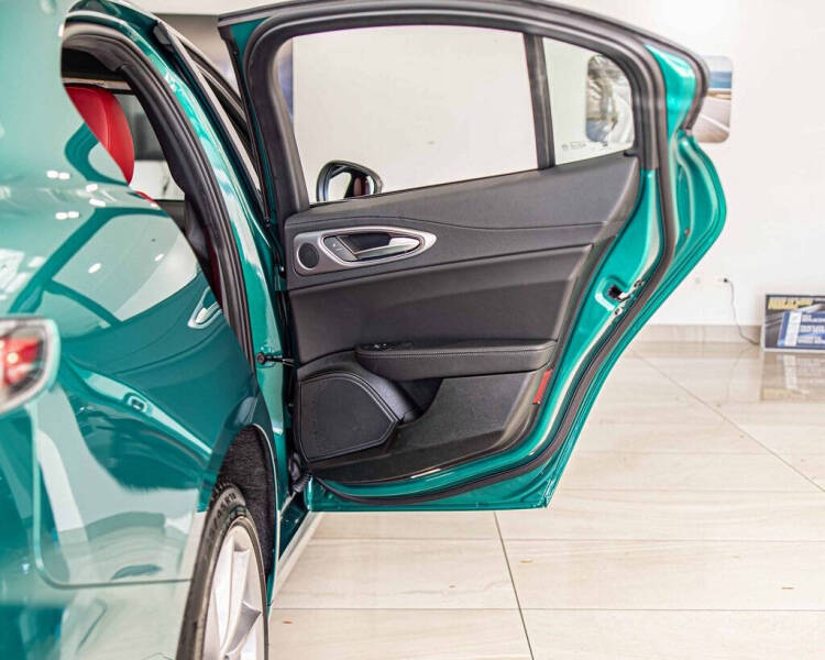 2025 Alfa Romeo Giulia