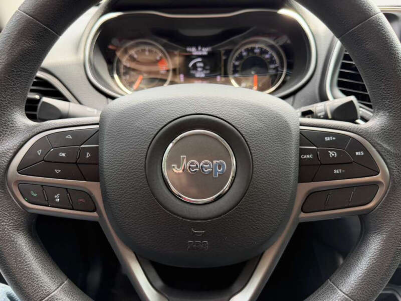 2020 Jeep Cherokee Latitude