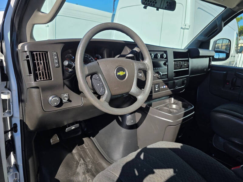 2021 Chevrolet Express 2500