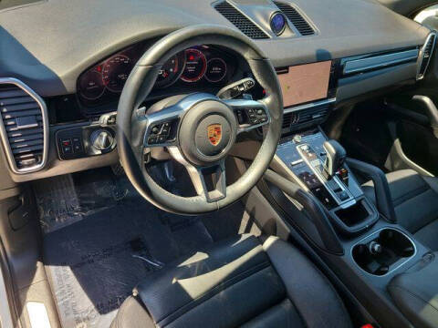 2023 Porsche Cayenne