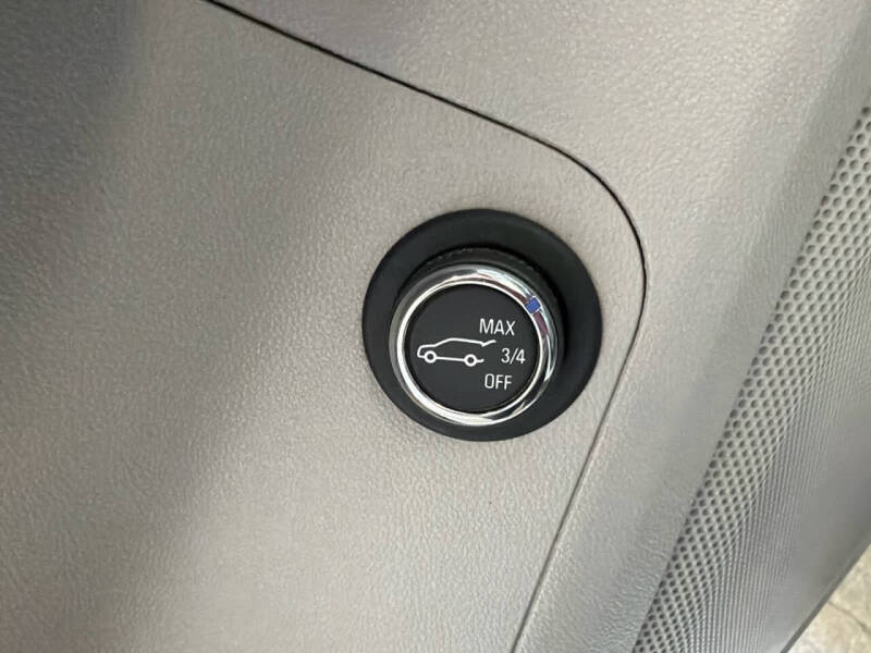 2017 GMC Acadia SLE-2