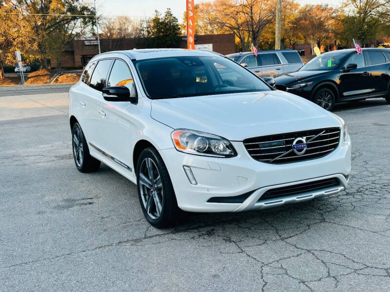 2017 Volvo XC60 T5 Dynamic
