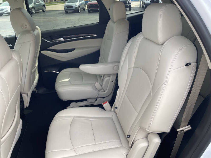 2024 Buick Enclave Essence