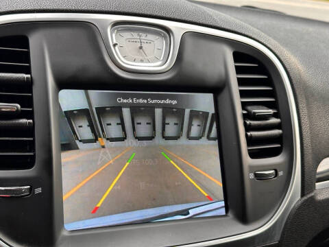 2019 Chrysler 300 Touring