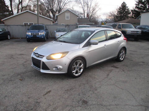 2013 Ford Focus for sale at RJ Motors in Plano IL