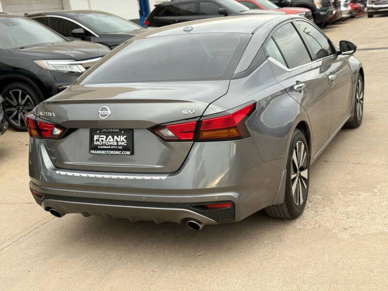 2022 Nissan Altima 2.5 SV