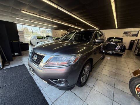 2016 Nissan Pathfinder S