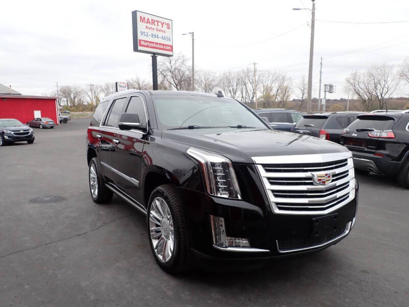 2017 Cadillac Escalade Platinum's photo