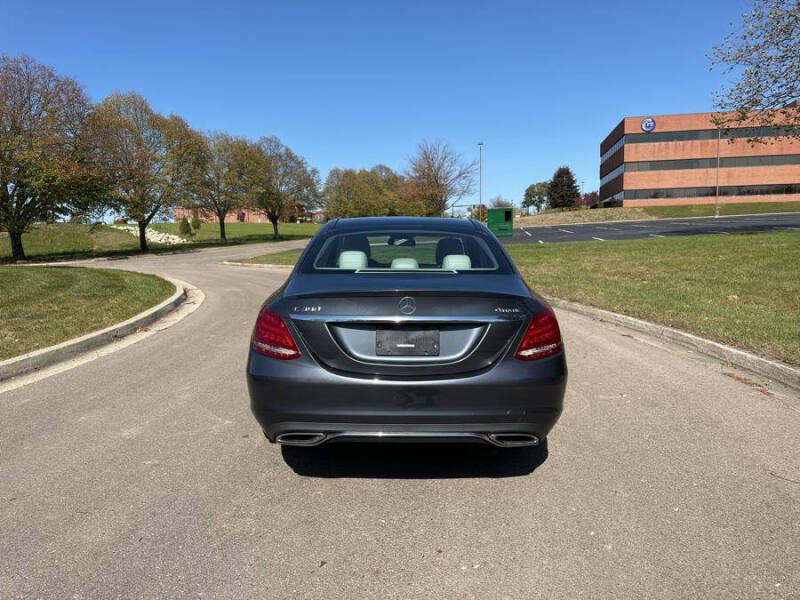 2016 Mercedes-Benz C-Class