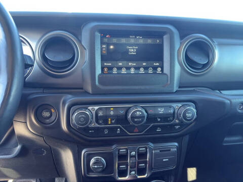 2022 Jeep Gladiator Sport