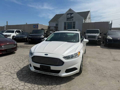 2015 Ford Fusion SE