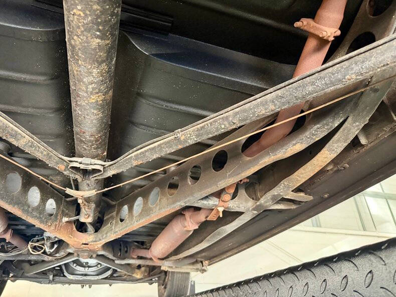 1948 Ford Super Deluxe