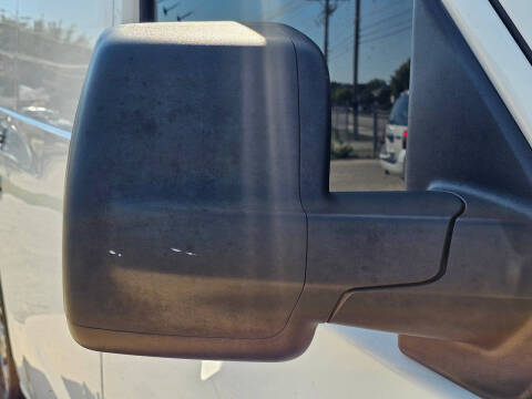 2012 Nissan NV 2500 HD S