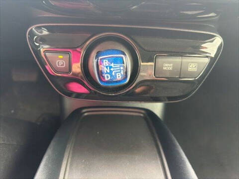 2020 Toyota Prius LE