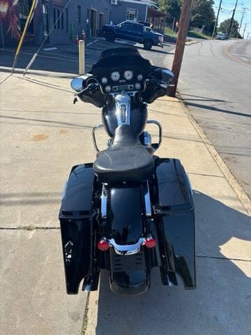 2011 Harley-Davidson Street Glide FLHX