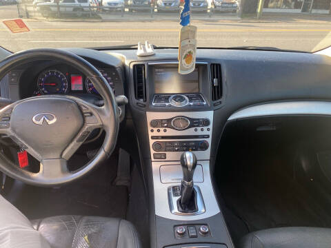 2009 Infiniti G37 Coupe x