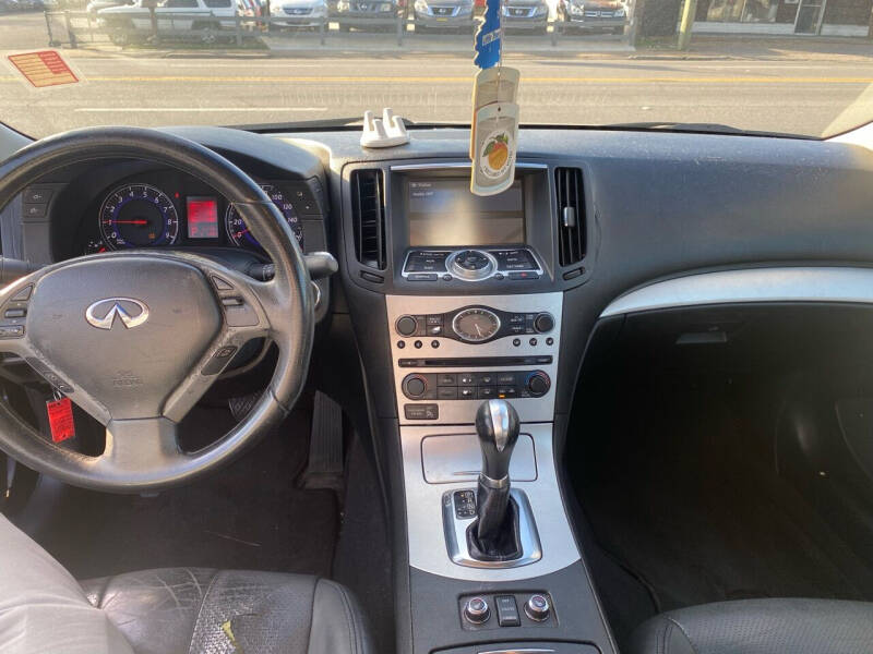 2009 Infiniti G37 Coupe x