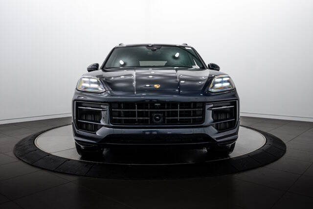 2025 Porsche Cayenne GTS