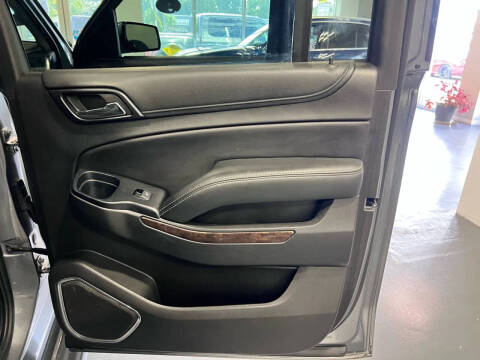 2018 Chevrolet Suburban LS