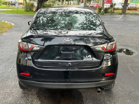 2017 Toyota Yaris iA