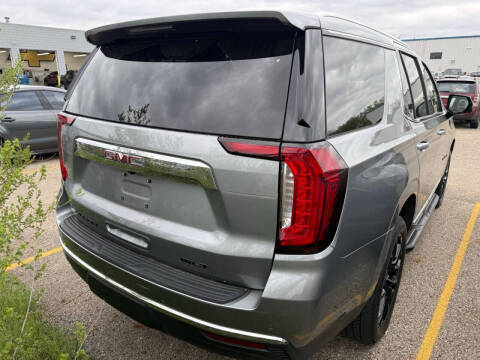 2023 GMC Yukon SLT