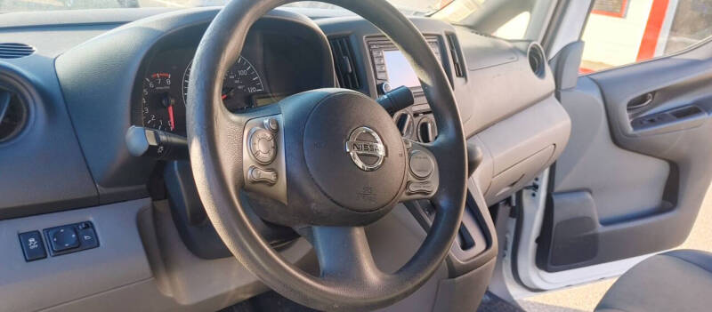 2015 Nissan NV200 SV