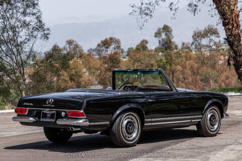 1966 Mercedes-Benz 230SL