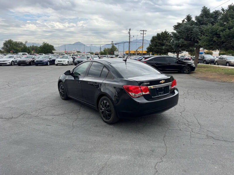 2013 Chevrolet Cruze LS Manual