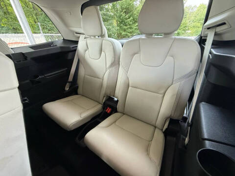 2022 Volvo XC90 T6 Inscription 7-Passenger